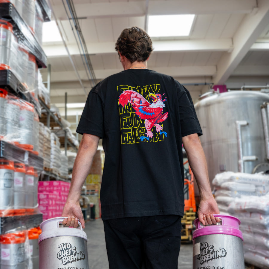 Funky Falcon T-shirt Zwart